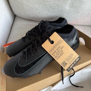 Nike Vapor Black Athletic Soccer cleats